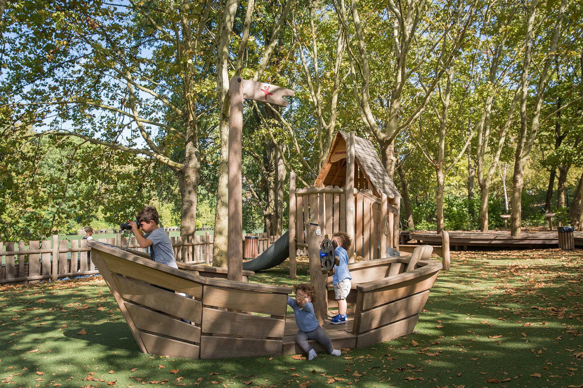 Spielboot NRO514 Ansicht 2