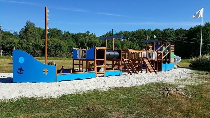 König Spielschiff mit Spiralrutsche Ansicht 4