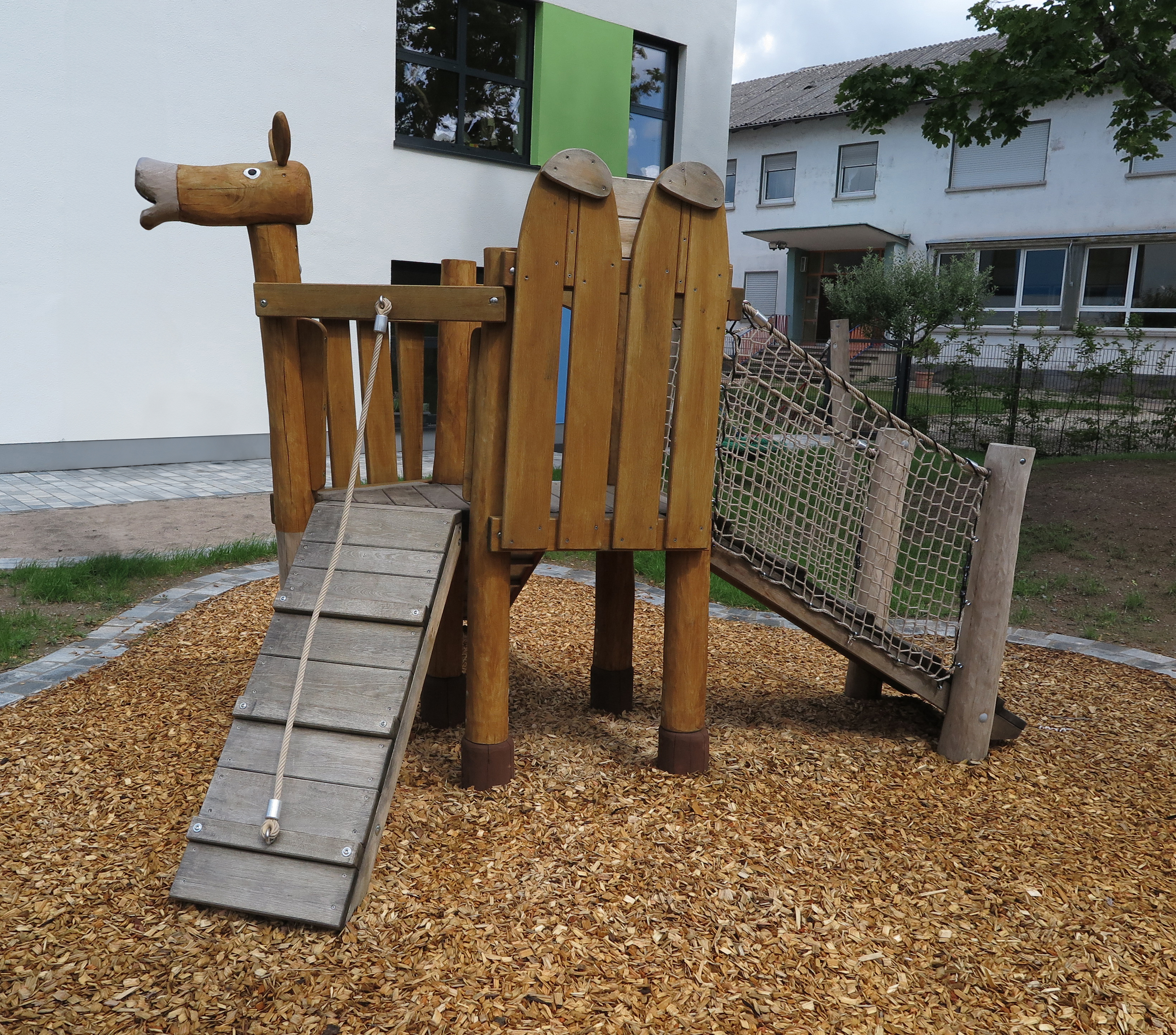 Kleinkindanlage Kamel Ansicht 2
