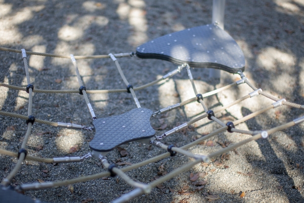 Balancier Spielplatz Netz Ansicht 6