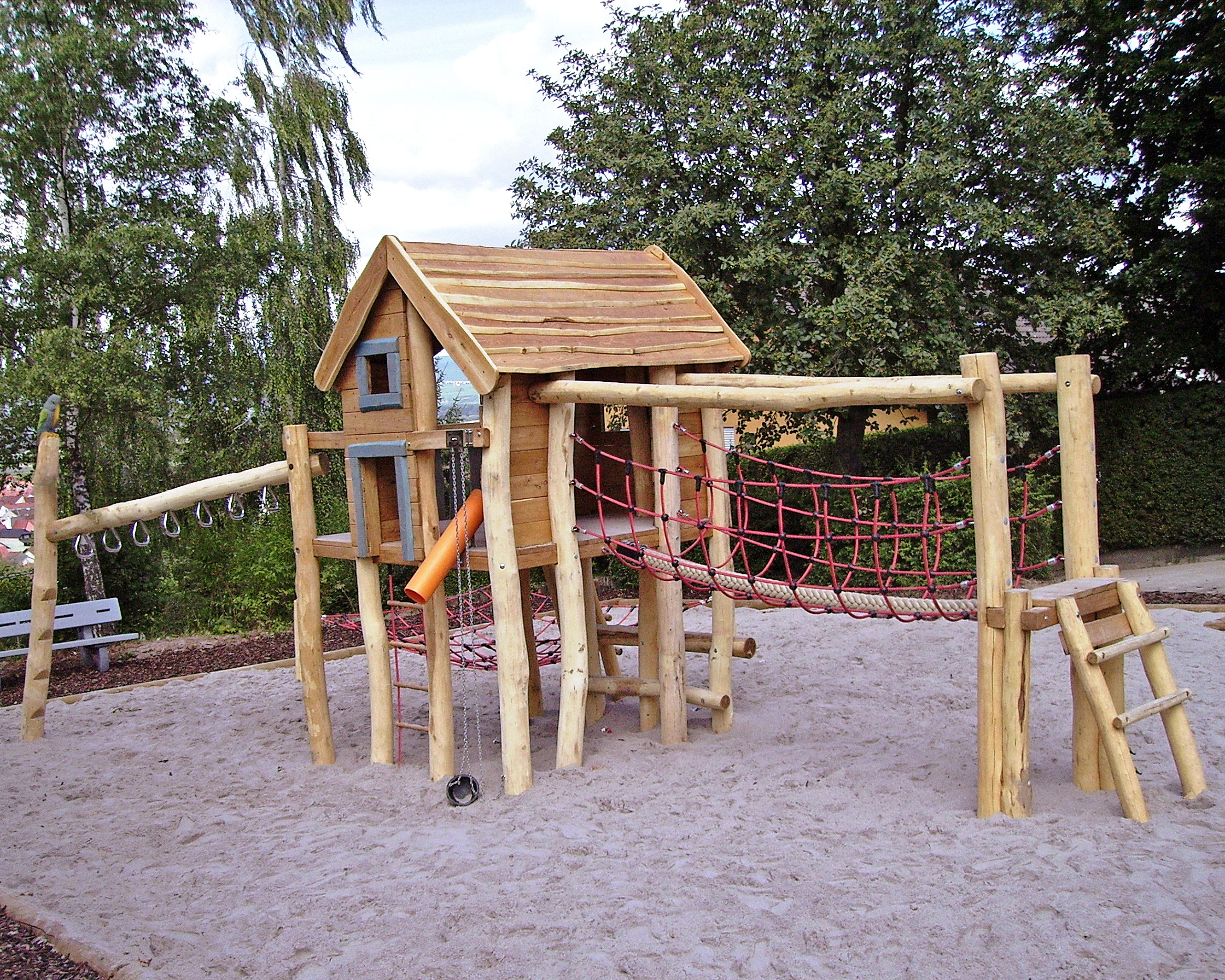 Pfahlhaus Mogli