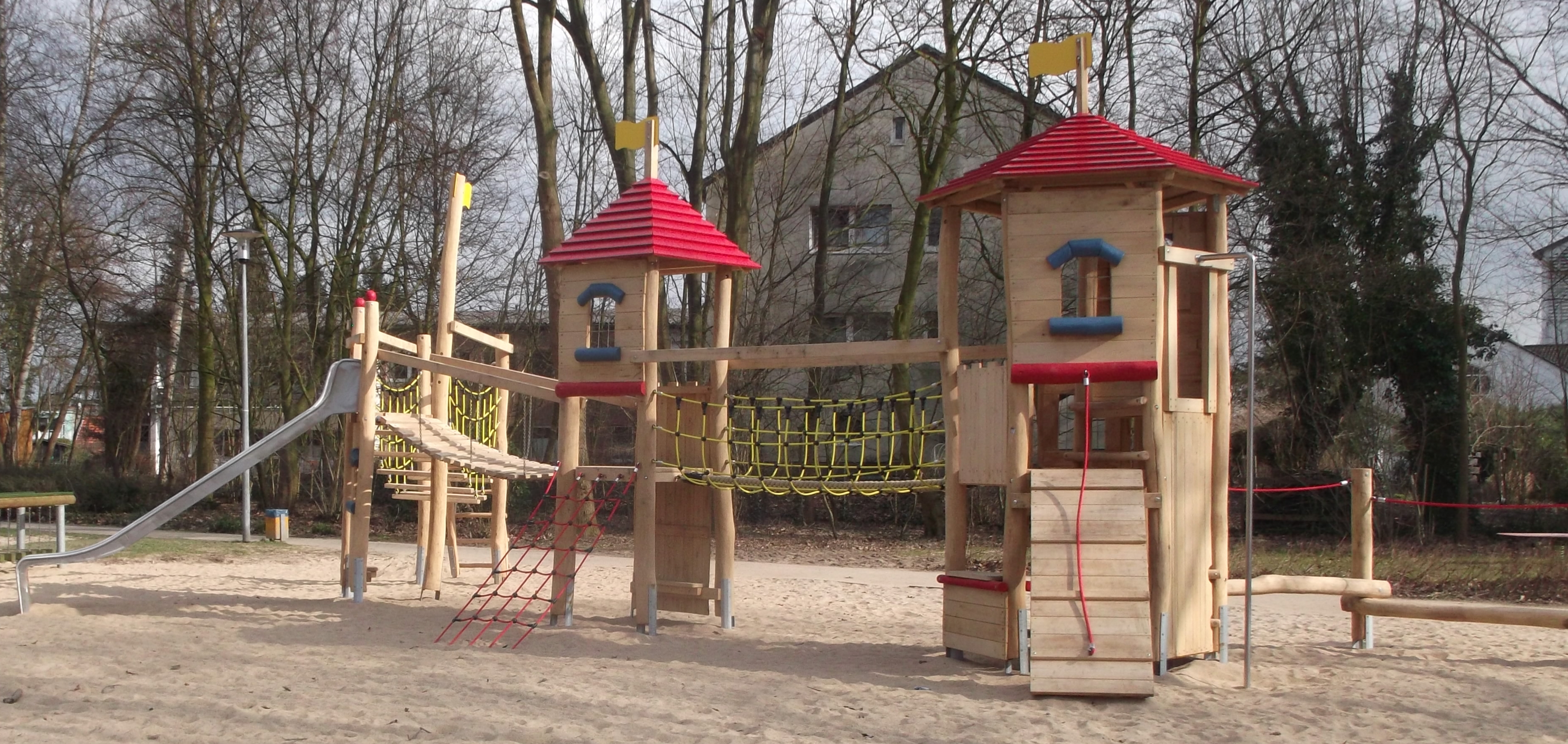 Burg-Spielanlage Sickingen Ansicht 2